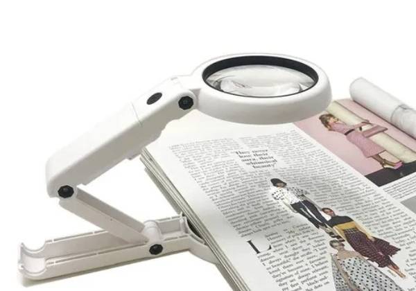 Desktop Magnifiers